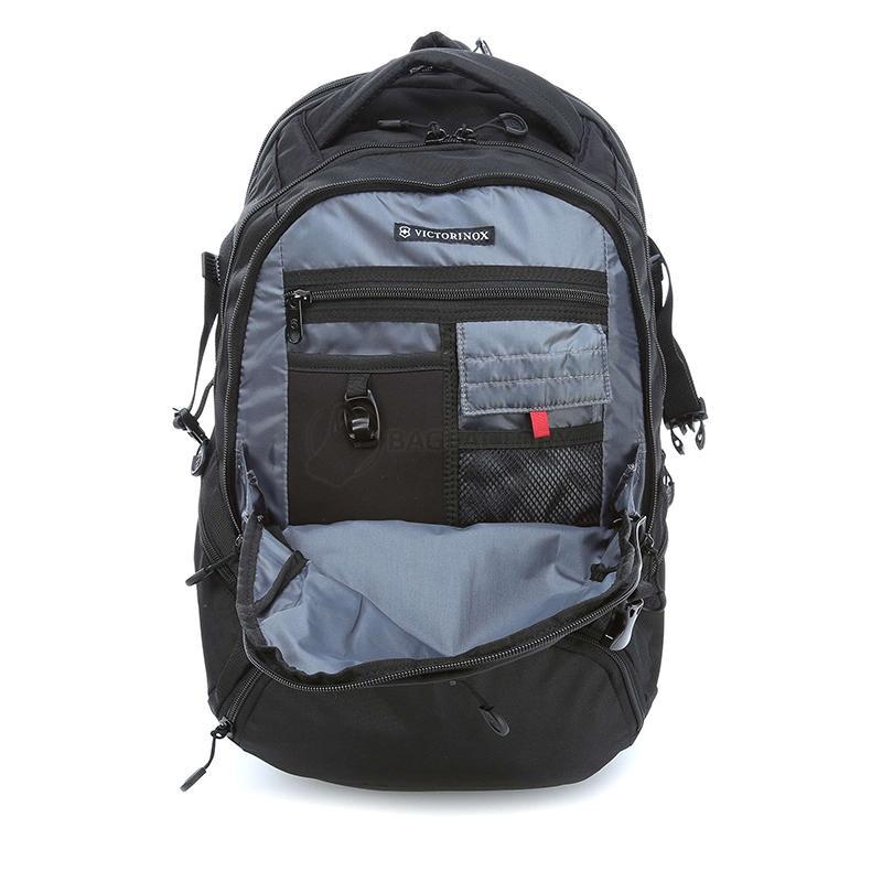 Городской рюкзак Victorinox Travel VX SPORT Scout Black 26л (Vt311051.01)