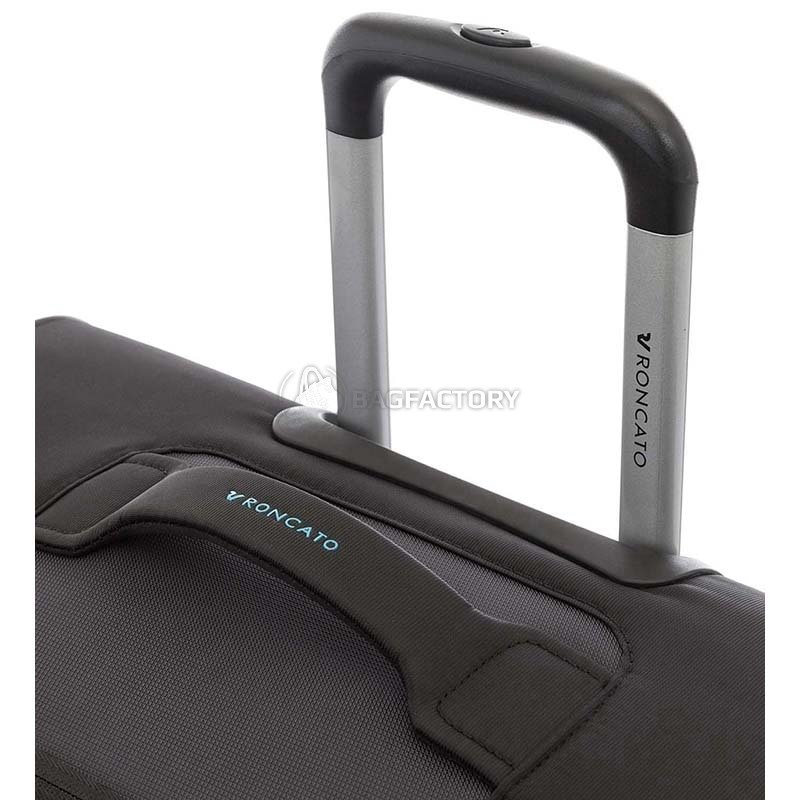 Чемодан на 4-х колесах Roncato Speed 42/48 л Черный (416123 01)