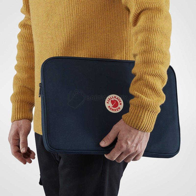 Чехол для ноутбука Fjallraven Kanken Laptop Case 15 Frost Green (23786.664)