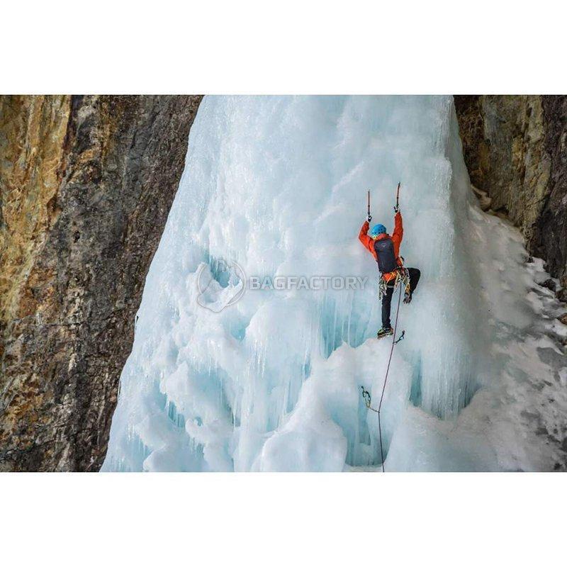 Туристический рюкзак Osprey Mutant 38 Black Ice S/M (009.1765)