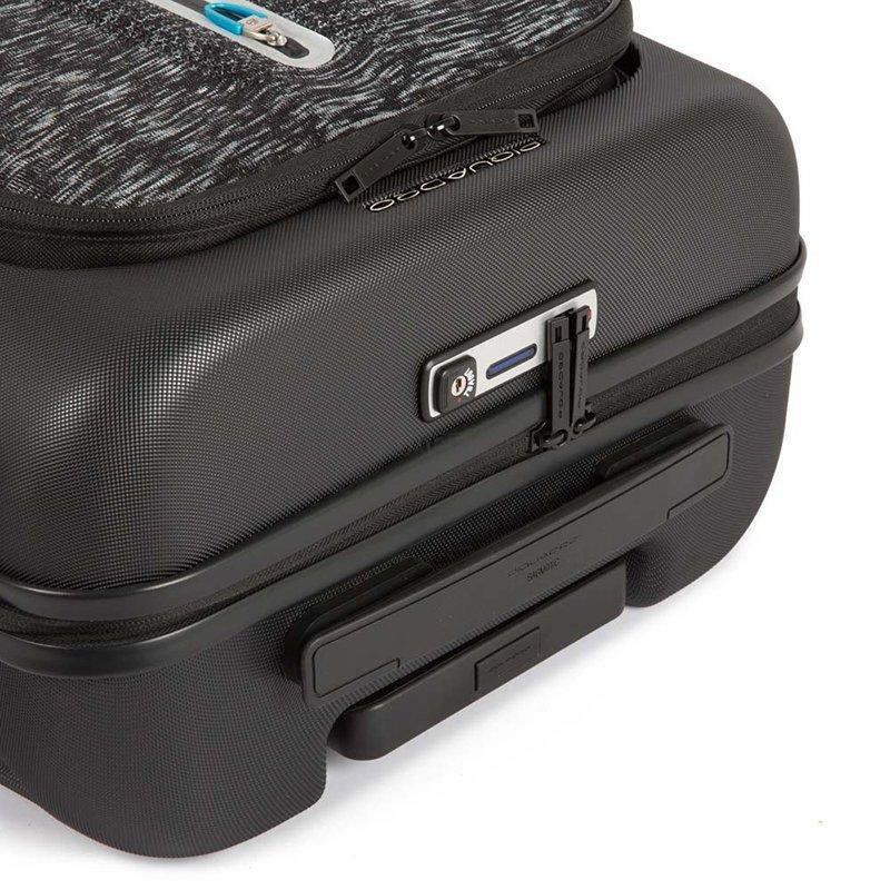 Чемодан Piquadro BAGMOTIC Black S с карм. д/ноут 15.6
