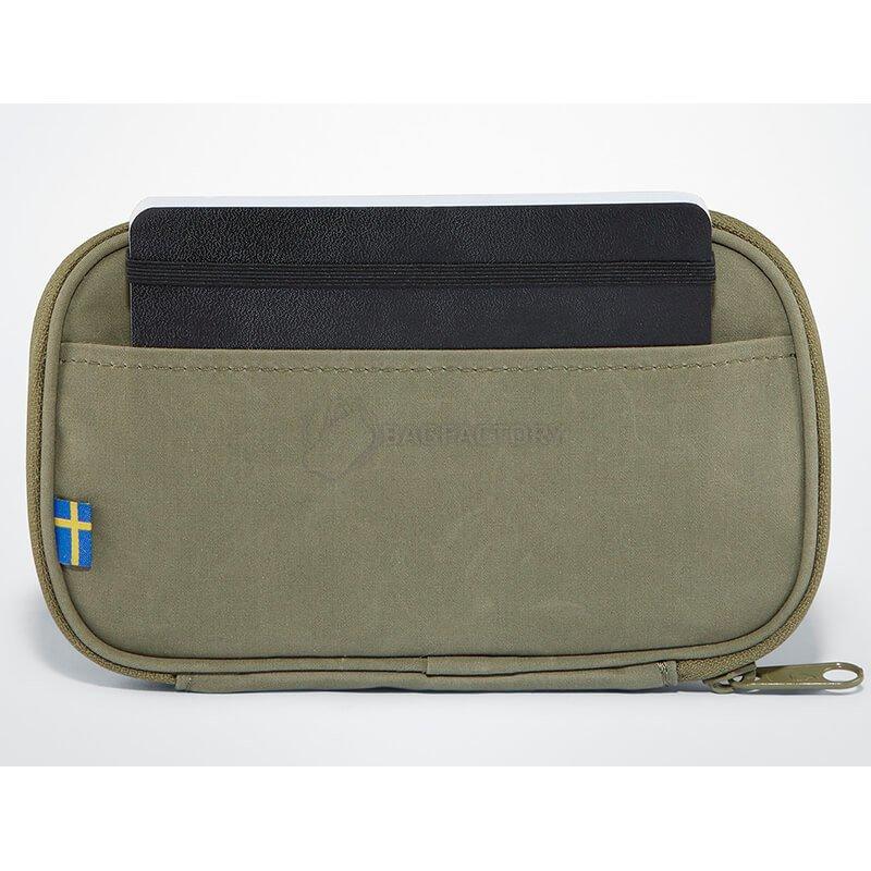 Кошелек Fjallraven Kanken Travel Wallet Frost Green (23781.664)