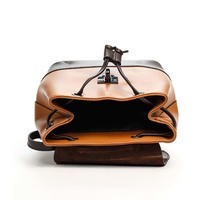 Городской кожаный рюкзак Italian Bags Коньячный (6559_cuoio_taupe)