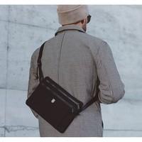 Мужская сумка Victorinox Travel Lifestyle Accessory Compact Black 3л (Vt607128)