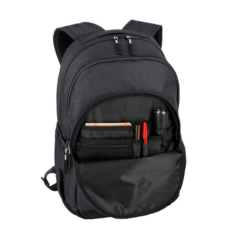 Городской рюкзак Travelite KICK OFF 69 Dark Antracite с отд. д/ноут 15.6