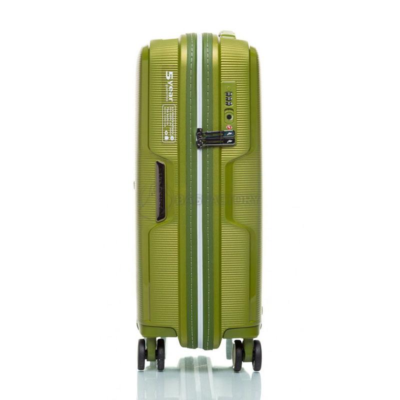 Чемодан на 4-х колесах March Bel air 38л Зеленый (1293/23)