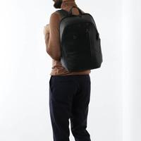Городской рюкзак Piquadro Hakone Black с отд. д/ноут 15.6