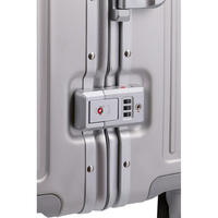 Чемодан на 4 колесах Travelite NEXT Silver M (TL079948-56)