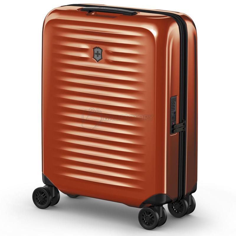 Чемодан на 4 колесах Victorinox Travel Airox Orange S 33л (Vt610920)