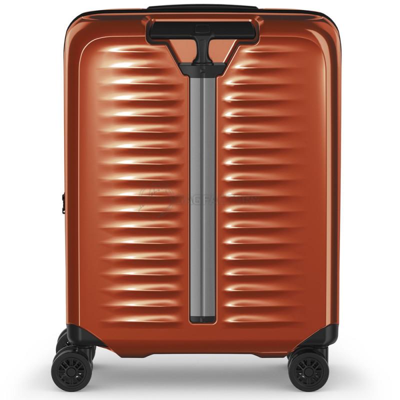 Чемодан на 4 колесах Victorinox Travel Airox Orange S 33л (Vt610920)