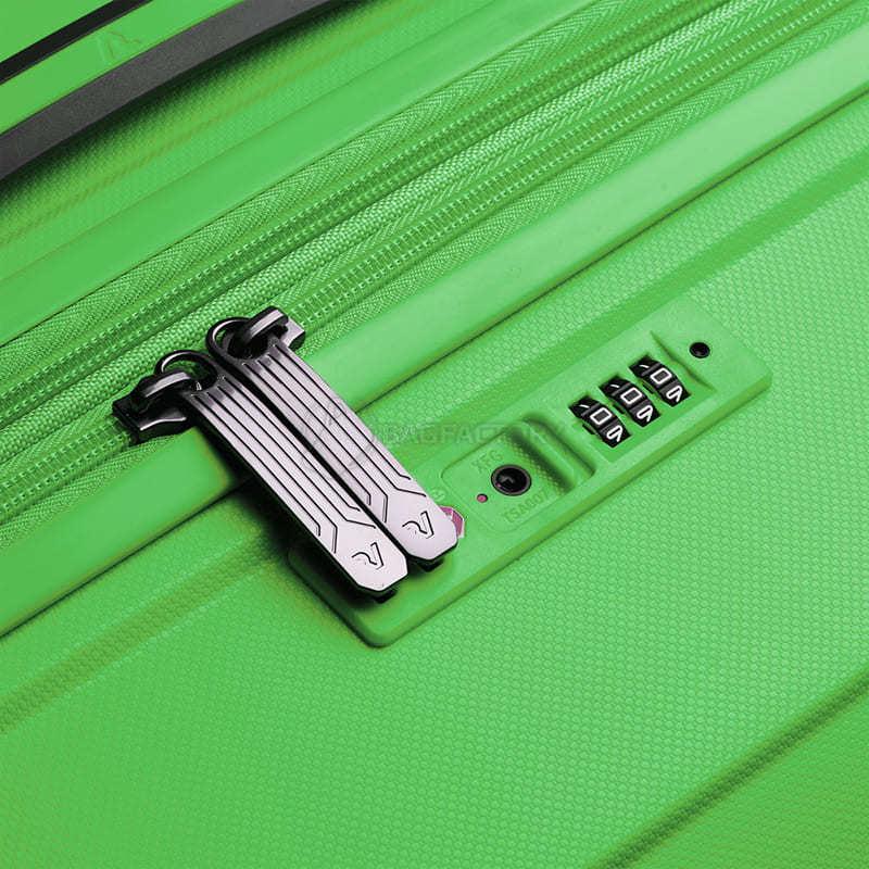 Чемодан на 4-х колесах Roncato Butterfly 111/129л Лайм (418181/37)