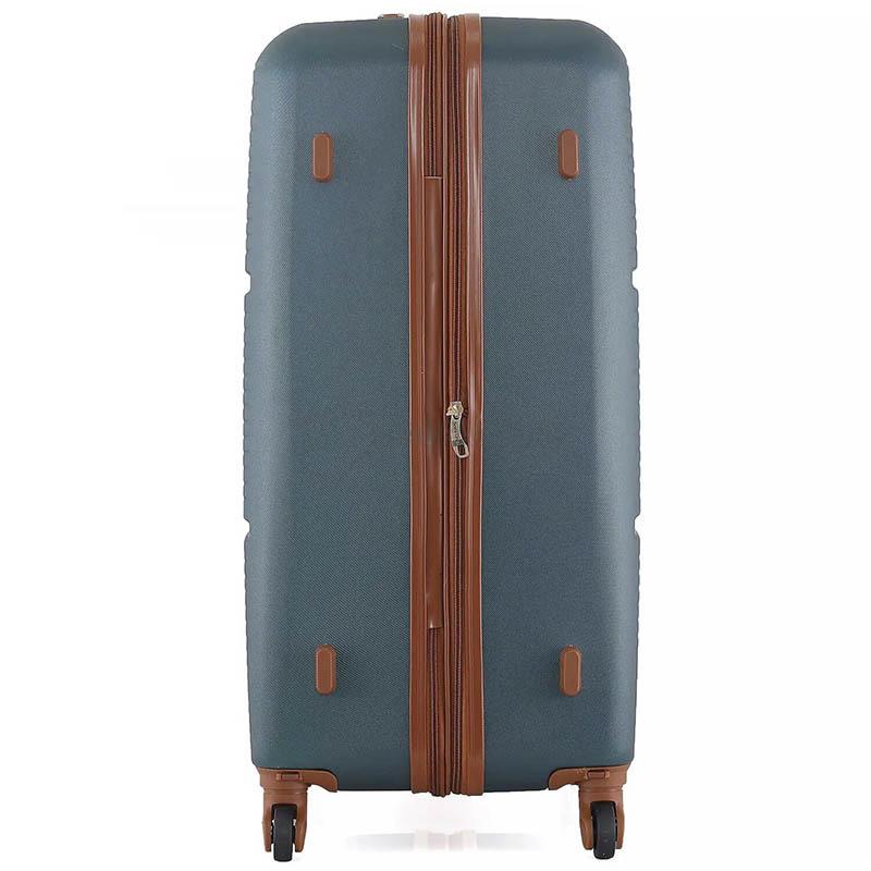 Чемодан Semi Line 28