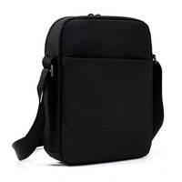 Мужская сумка через плечо Hedgren Commute Walk 3.98 л Black (HCOM09/003-20)
