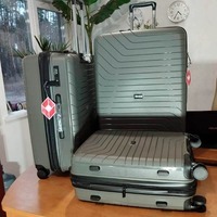 Чемодан на 4-х колесах Swissbrand Eden L 115/132л Charcoal (DAS302514)