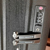Чемодан на 4-х колесах Swissbrand Narberth M 69л Black (DAS302541)