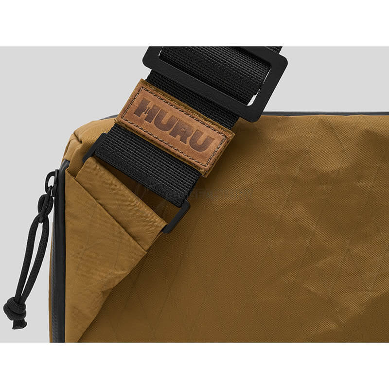 Наплечная сумка HURU MESSENGER Xpac Brown 2L