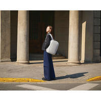 Городской рюкзак Анти-вор XD Design Bobby Edge 17L Light Grey (P706.2503)