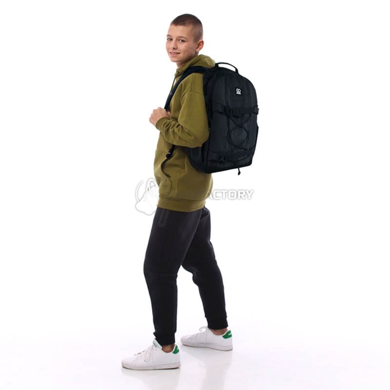 Городской рюкзак GoPack Education Teens 186 черный 20л (GO25-186L-1)