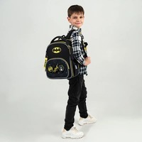 Школьный каркасный рюкзак Kite Education 556 DC Batman Черный 12 л (DC25-556M)