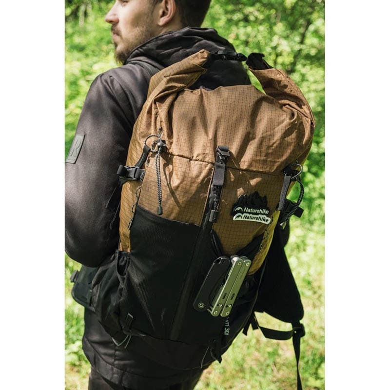 Туристический рюкзак Naturehike Helium CNK2300016 30+5 л Коричневий (6976507661133)