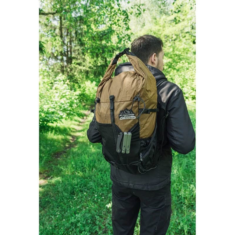 Туристический рюкзак Naturehike Helium CNK2300016 30+5 л Коричневий (6976507661133)