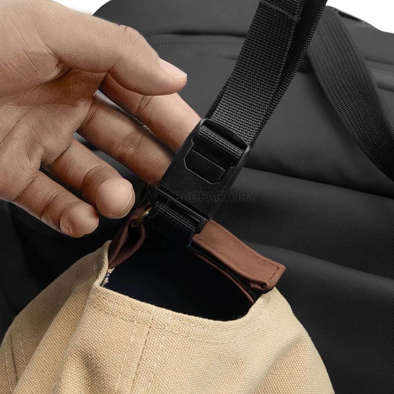 Дорожная сумка XD Design Urban Weekend Bag 33L Water Resistant Black (P706.2901)