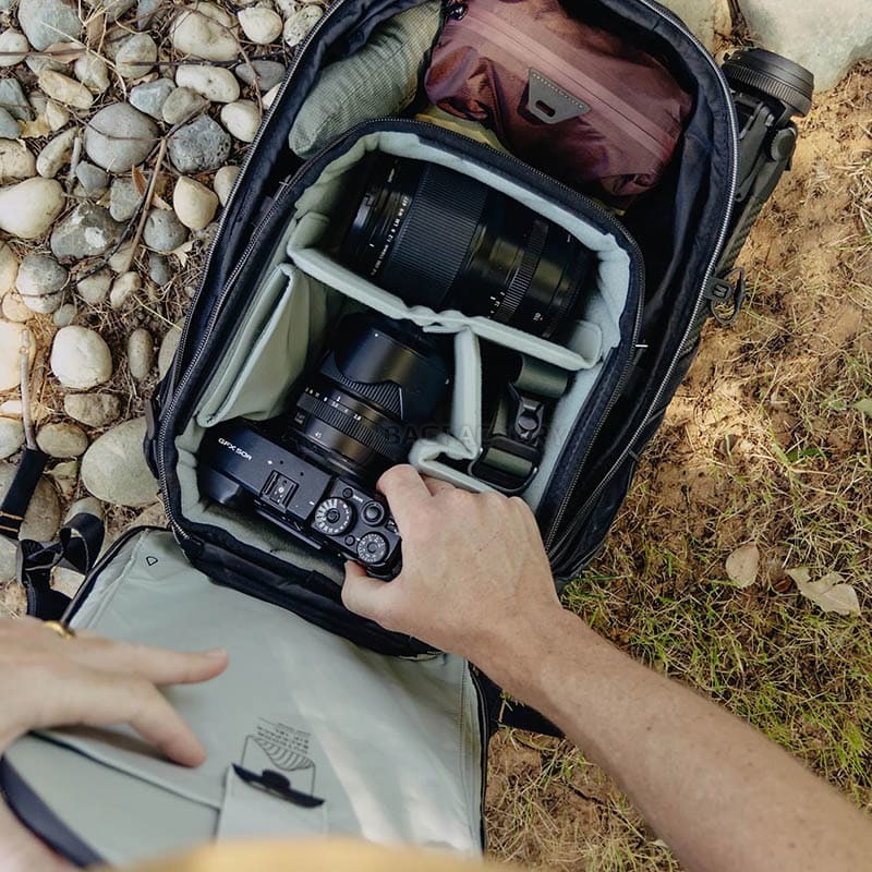 Городской рюкзак для фототехники Peak Design Outdoor Backpack Zip 18L Black (BABPZ-18-BK-1)