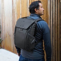 Городской рюкзак для фототехники Peak Design Everyday Backpack 20L Black (BEDB-20-BK-3)