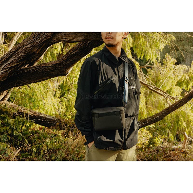 Сумка-футляр Peak Design Camera Cube V2 X-Small Black (BCC-XS-BK-3)