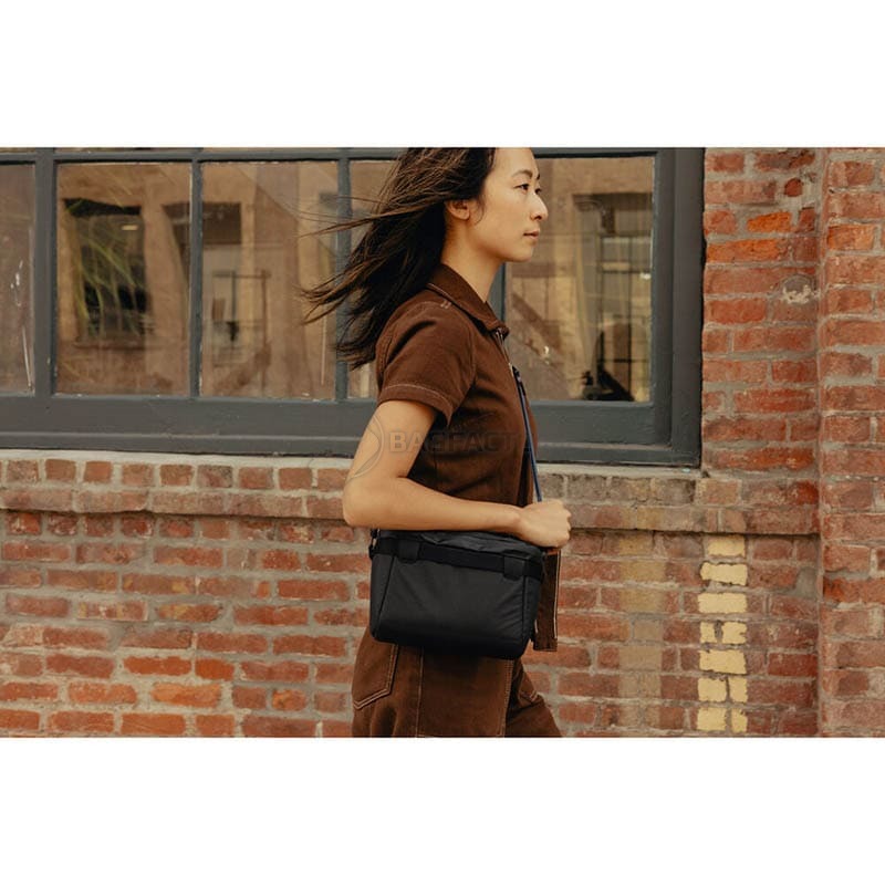 Сумка-футляр Peak Design Camera Cube V2 X-Small Black (BCC-XS-BK-3)