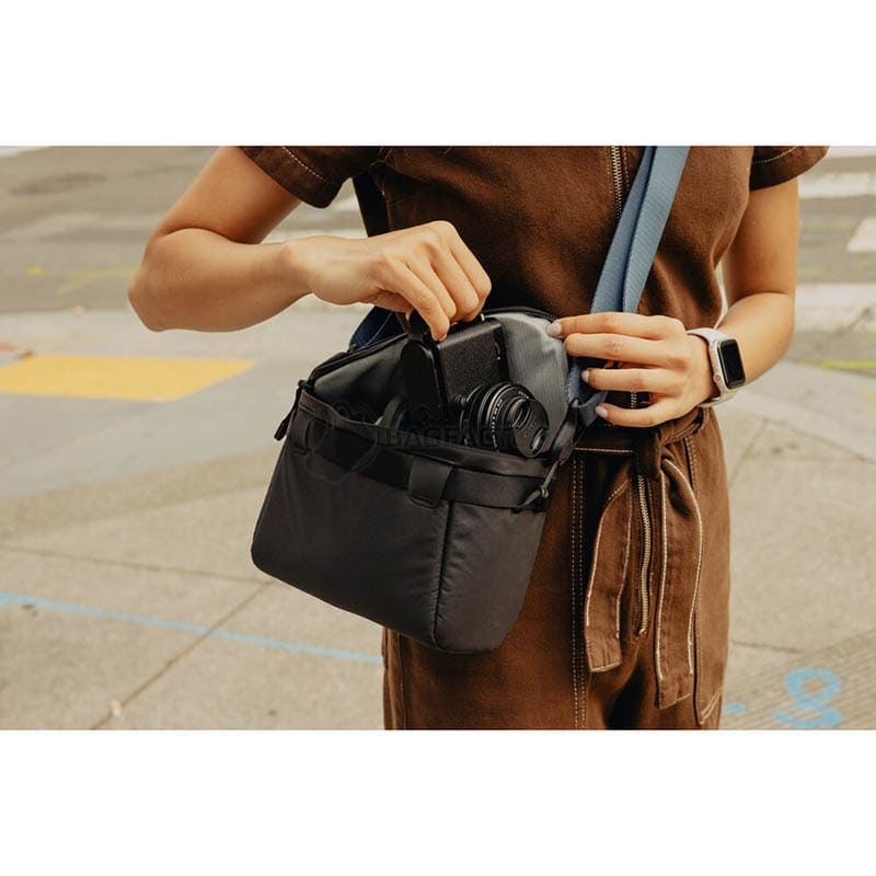 Сумка-футляр Peak Design Camera Cube V2 Smedium Black (BCC-SM-BK-3)