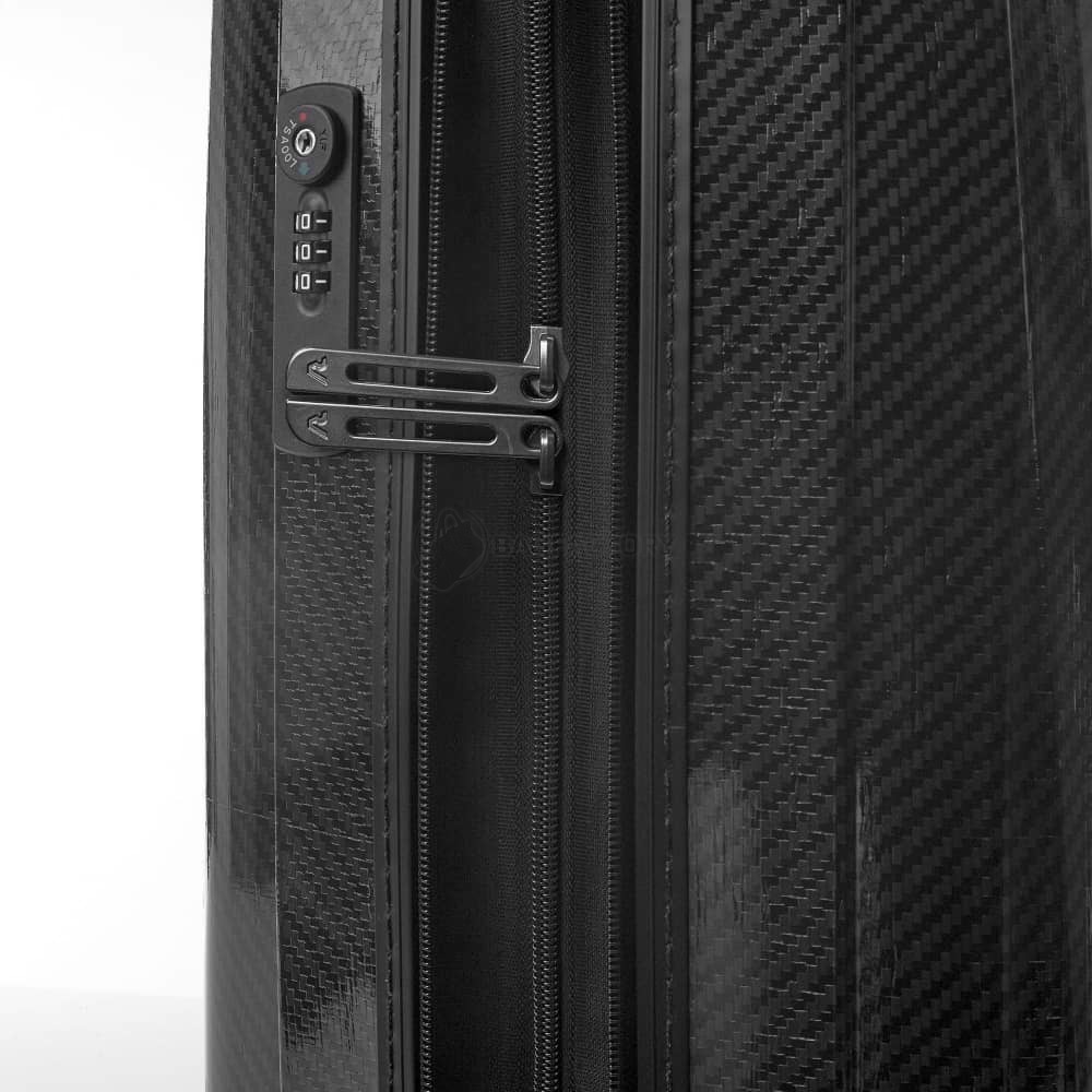 Чемодан на 4-х колесах Roncato We Are Glam Deluxe 90/104 л Черный (5962/0122)